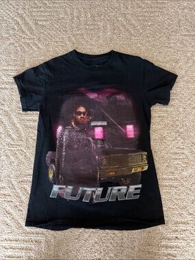 Mixtape Pluto Graphic Tee Black Small